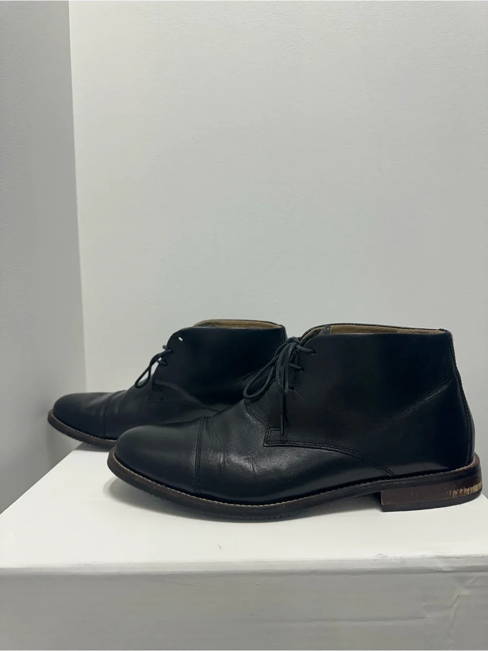 Stafford sleek black
